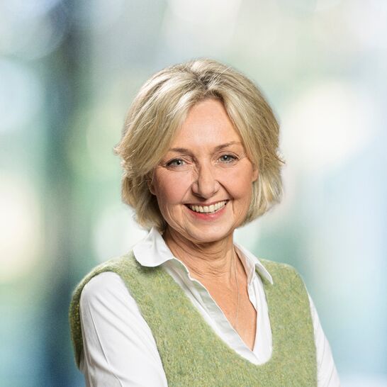 Sabine Lucius - Sekretariat